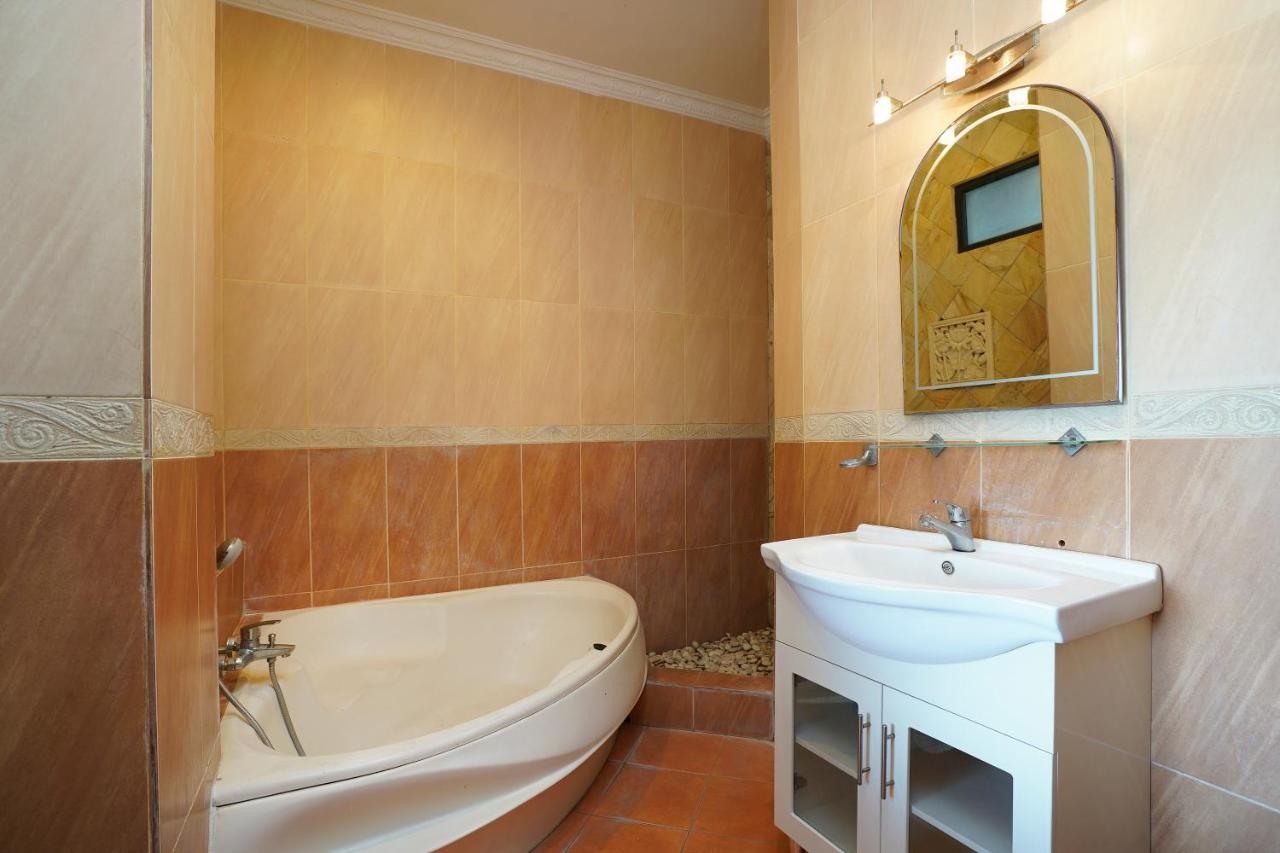 Oyo 2321 Griya Shanti Homestay Ketewel Eksteriør bilde